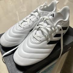 adidas ホワイト スニーカーのサムネイル