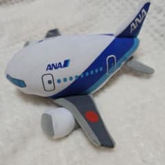 ANA サウンドつきぬいぐるみ 飛行機 JA701A 約15cmのサムネイル