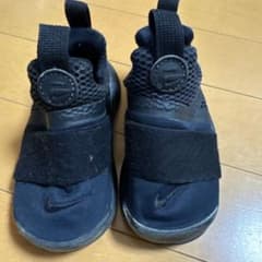 NIKE ベビーシューズ スニーカー ブラック　14cmのサムネイル