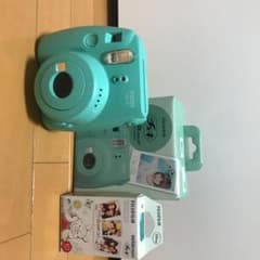 チェキのサムネイル