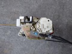 マツダRX-7 FD3S 6型 ドアロックアクチュエーター運転席側(右) 中古 マツダRX-7 FD3S 6型 ドアロックアクチュエーター運転席側(右) 中古