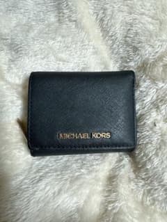 即購入可 MICHAEL KORS 三つ折り財布 ブラックのサムネイル
