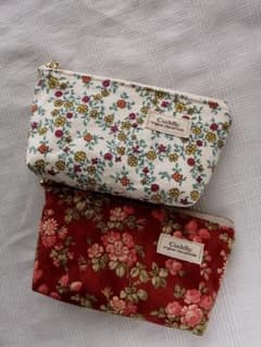 ハンドメイド　花柄ポーチ 2点セットのサムネイル