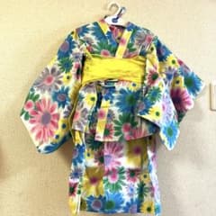 【美品】帯付き花柄浴衣130cmのサムネイル