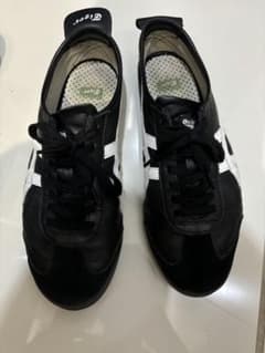 OnitsukaTiger（Mexico66Black White）のサムネイル