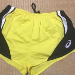アシックスのサムネイル