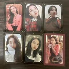 TWICE ナヨン the year of yes トレカ　セット　コンプのサムネイル