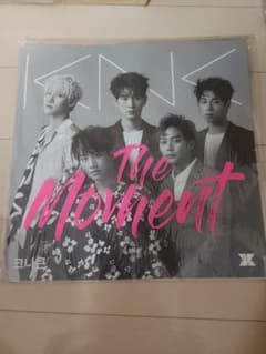 KNK クナクン The Moment フォトブックのサムネイル