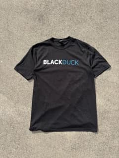 00s ヴィンテージ　Tシャツ ブラックのサムネイル