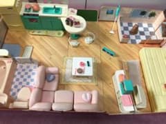 バービーハウス（ジェニーハウス） - メルカリ
