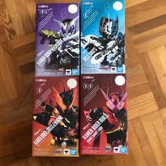 仮面ライダーフィギュアーツまとめ売りのサムネイル