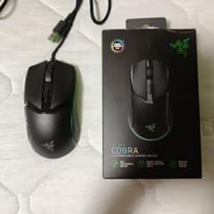 Razer Cobra ゲーミングマウス 本体のサムネイル