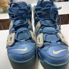 NIKE エアモアアップテンポのサムネイル