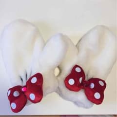 Mia3さん専用 ミニーちゃんの手袋のサムネイル