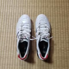 ミズノ　サッカースパイク　モレリアNEO Ⅲ JAPAN 24.0cmのサムネイル
