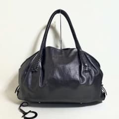 2604-151｜専用｜フェラガモ ハンドバッグ レザー ブラック 2604-151｜専用｜フェラガモ ハンドバッグ レザー ブラック - メルカリ