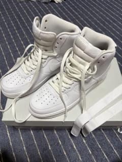 Nike Air Force 1 ホワイトのサムネイル