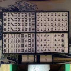 麻雀牌一式セット 牛骨牌 背面竹 昭和レトロ約50年前 花鳥風月 一筒鳥デザイン 麻雀牌一式セット 牛骨牌 背面竹 昭和レトロ約50年前 花鳥風月 一筒鳥