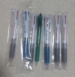 3色ボールペン7本のサムネイル