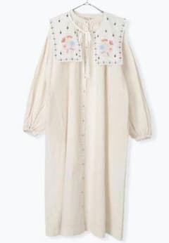 ペチ有りM新品タグ付き　TSUHARU 刺繍襟付き鉱物顔料染めワンピース オフ 完売品】新品 ツハル サマンサモスモス 刺繍襟付き鉱物顔料染め