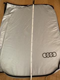AUDI 純正サンシェードのサムネイル