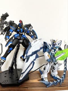 MG トールギス、ガンダムエピオンのサムネイル