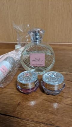 JILLSTUART オード ホワイトフローラル 50ml リップバーム セット