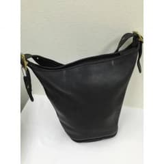 nene様♡ 【正規品】コーチ　レザーショルダー　黒のサムネイル