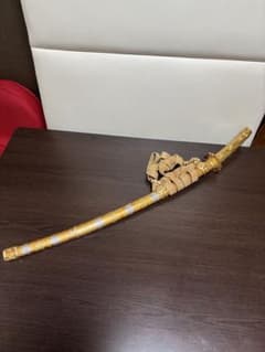 八代将軍吉宗公佩用 葵紋散黄金造毛抜形太刀拵 模造刀のサムネイル