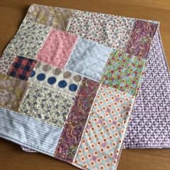パッチワークキルト　メリンス　古布　マルチマット　カバー ハンドメイド パッチワーク マルチマット カバー - メルカリ