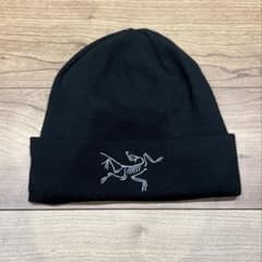 ARC'TERYX ブラックニット帽 CAMP 34338 - メルカリ