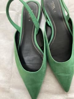 ZARA  バックストラップパンプスのサムネイル