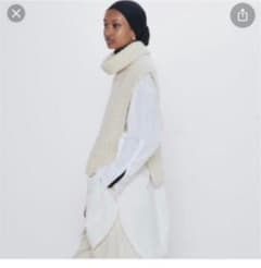 ZARA ニットベストのサムネイル