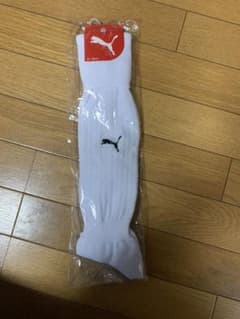 お買い得　新品プーマ白ソックス　22〜24㎝のサムネイル