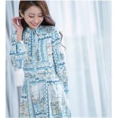 【エミリアウィズ】新品♪パリ柄ロングワンピースのサムネイル