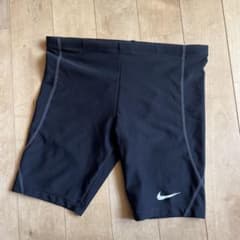 NIKE ナイキ　男児用水着　160サイズのサムネイル