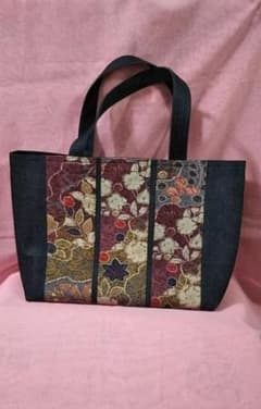 着物×デニムのコラボトートバック 縮緬【辻ヶ花柄模様】赤紫  リメイクのサムネイル