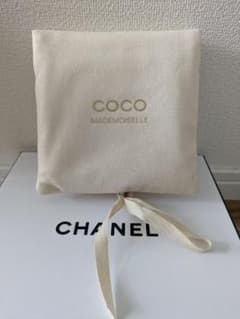 CHANEL　ポーチのみ(ココ　マドモアゼル シークレット ルック コフレ)のサムネイル