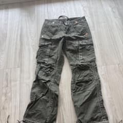 TRUE RELIGION カーゴパンツ オリーブのサムネイル