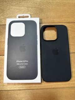 iPhone14pro 純正シリコンケース ミッドナイトのサムネイル