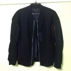 GIGGER ジャケットのサムネイル