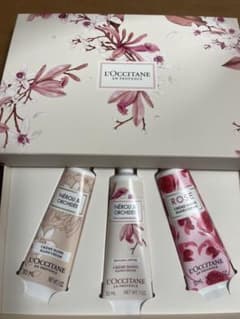 L'OCCITANE ハンドクリームセット 30ml × 3本のサムネイル