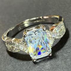 シルバーカラー エメラルドカット リング 16号 アクセサリー アンティークのサムネイル