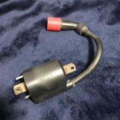 マジェスティ125FI イグニッションコイル、プラグキャップのサムネイル