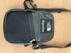 supreme north face レザーショルダーバックのサムネイル
