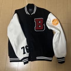 BEAMS HEART スタジャン Mサイズ ブラック/ホワイトのサムネイル