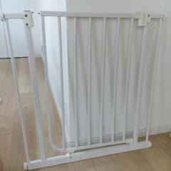 ベビーゲートのサムネイル