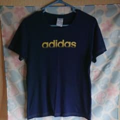 adidas アディダスTシャツのサムネイル