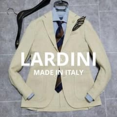 美品 LARDINI テーラードジャケット アンコン ヘリンボーン ベージュ 美品 LARDINI テーラードジャケット アンコン ヘリンボーン ベージュ