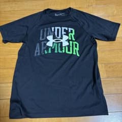 UNDER ARMOUR Tシャツ ブラック YXLのサムネイル
